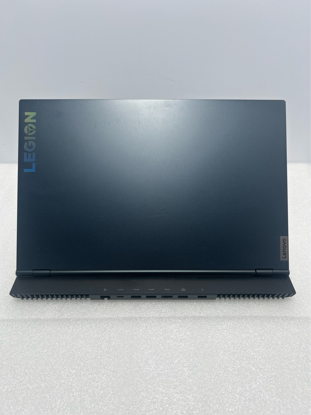 Ноутбук Lenovo Legion 5-15ACH6 (82JW00CGRU) 15.6"/ AMD Ryzen 5 5600H/RAM 8 GB/SSD 512 GB/Nvidia RTX3050 4GB/1920x1080/IPS 165 Hz/Windows 10/Подсветка кл-ры:LED/синий. Состояние: Уценка/небольшой след. на матрице от клавиатуры/C1