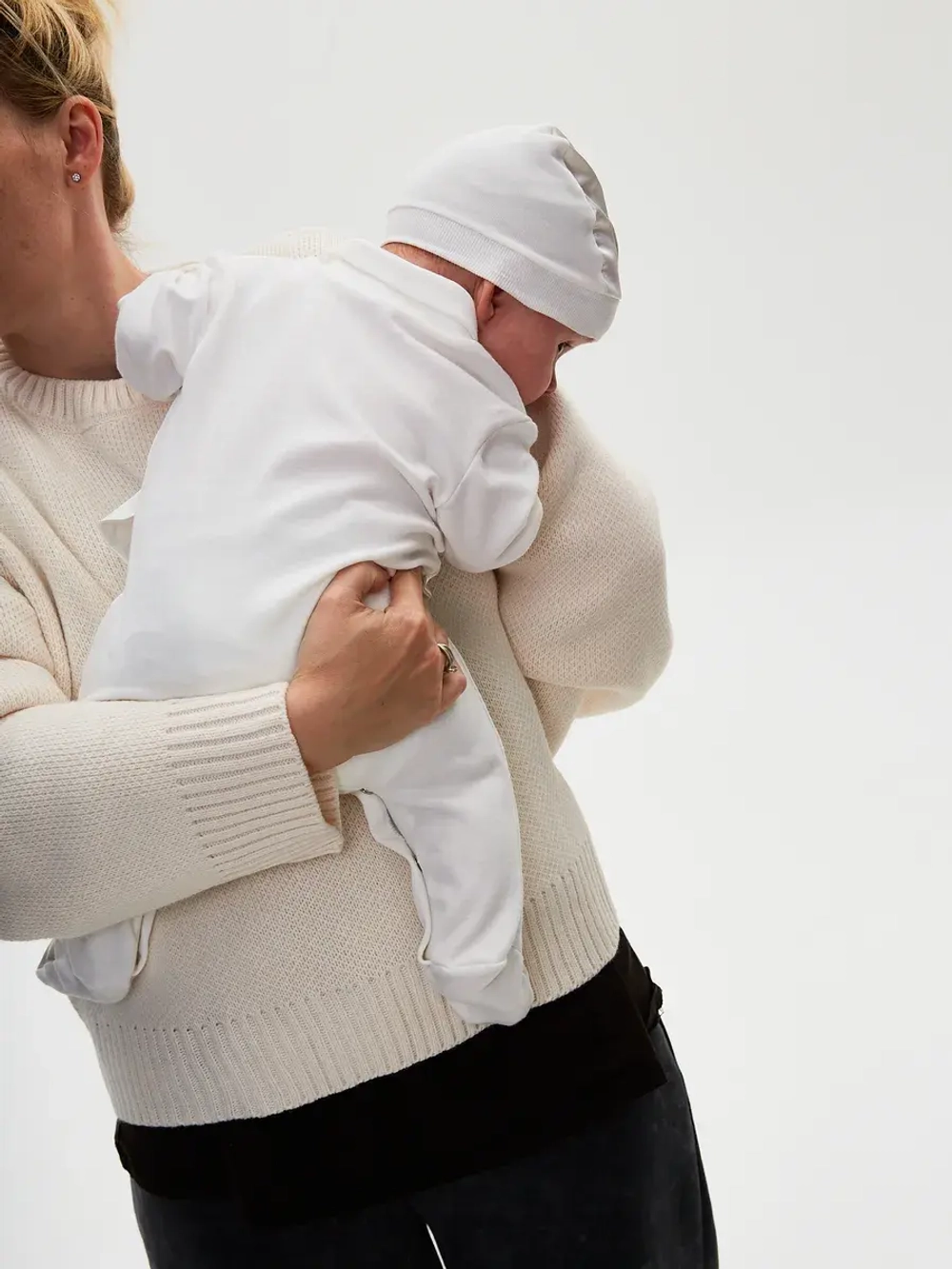 Комбинезон для новорожденного на выписку