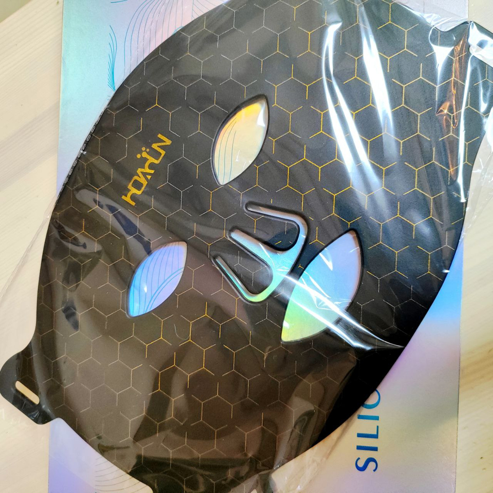 Светодиодная маска для лица