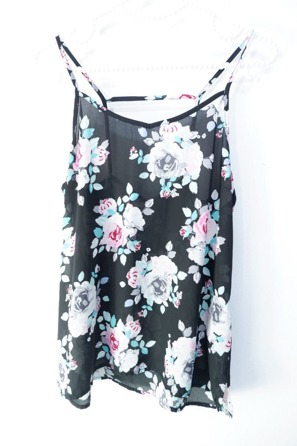 Топ с цветами 42 размер