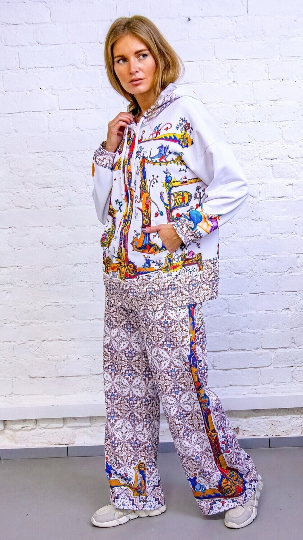 Зип худи «Лабиринт», по мотивам средневековой Псалтири Латтрелла