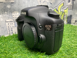 Canon EOS 7D (90.900 кадров)