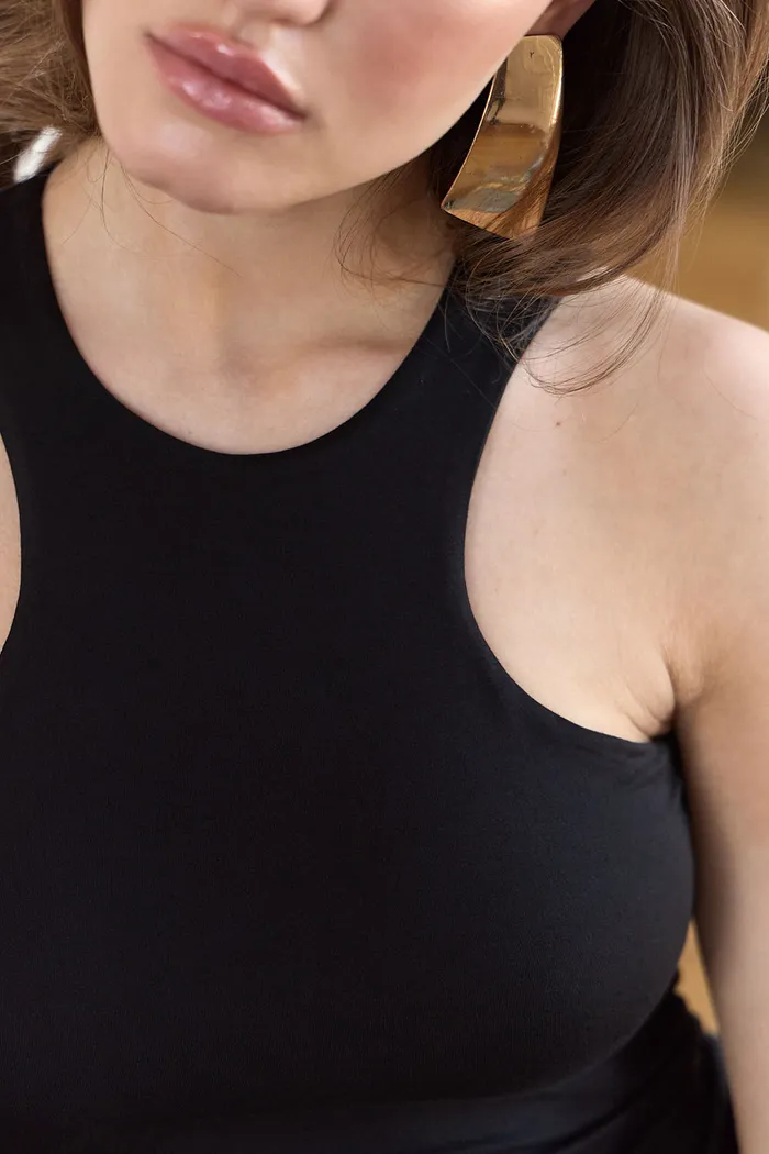 Майка из модала черного цвета