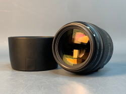 Canon EF 85mm 1.8 USM