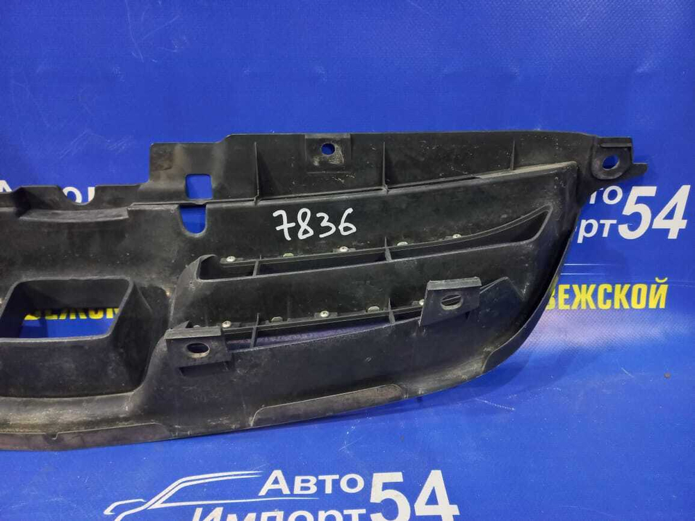 Решетка радиатора Honda AVANCIER 1999-2001