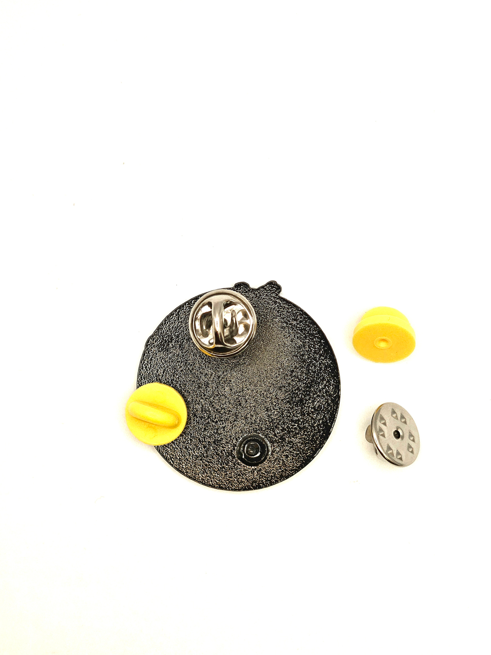 Значок Пятачок и шар - Полетели!, серия Винни Пух