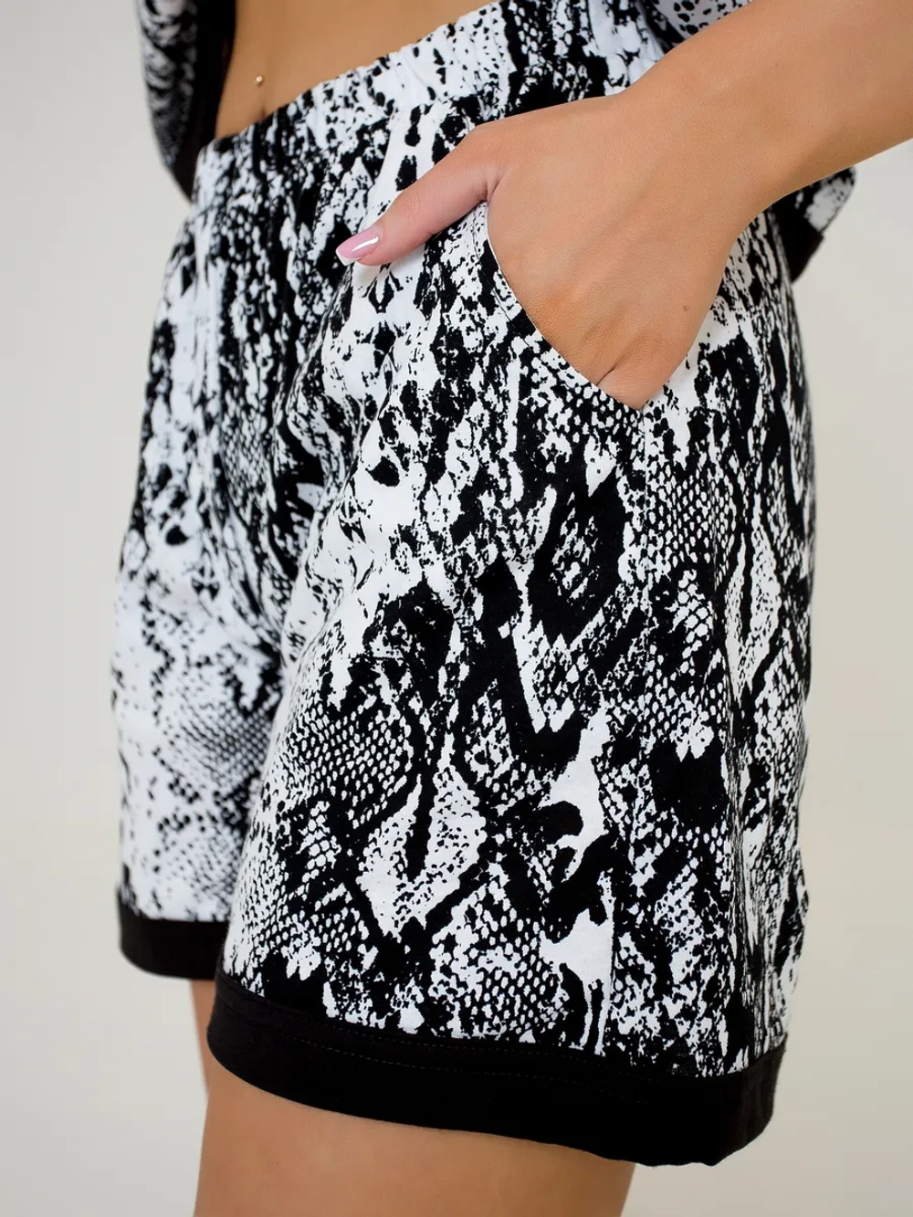 Домашний костюм с шортами