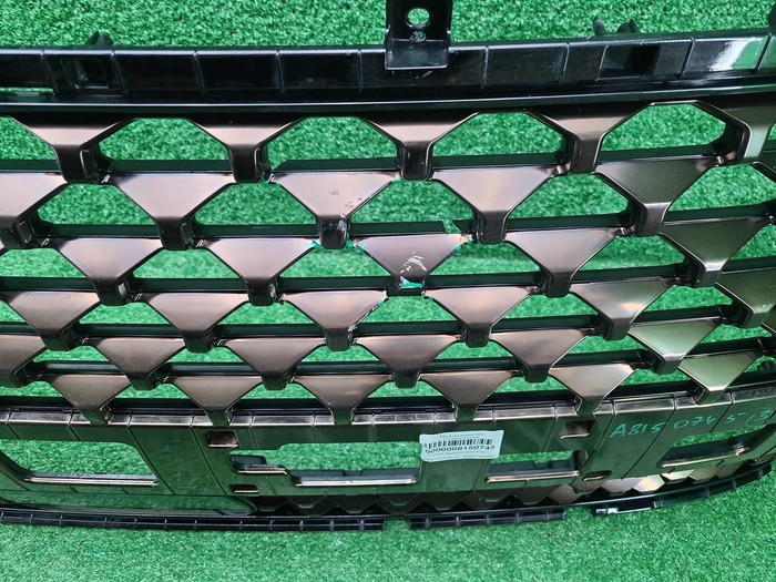 Решетка радиатора Hyundai Staria (2021-н.в.)