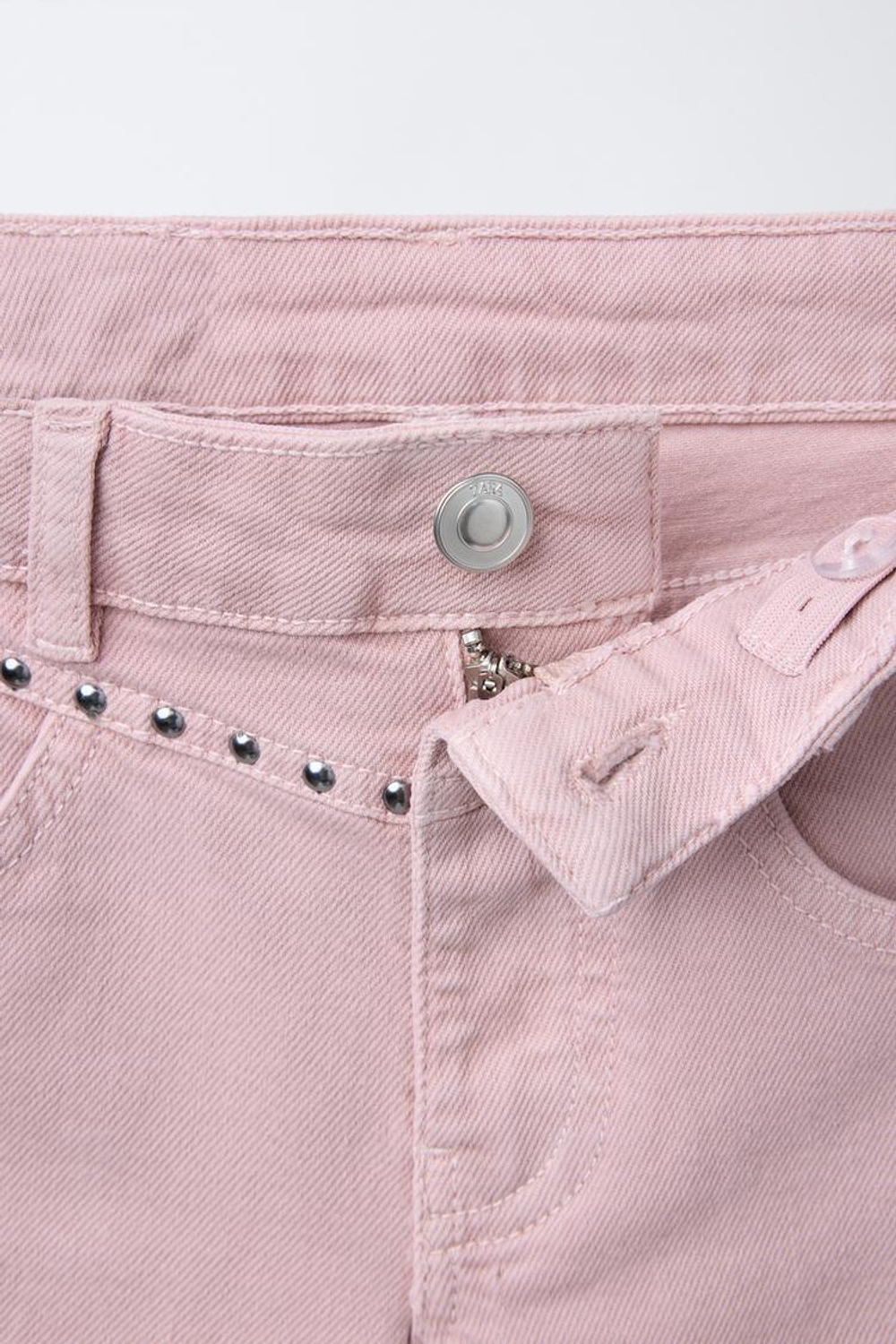 ZARA ДЖИНСЫ FLARE С ЗАКЛЕПКАМИ, РОЗОВЫЙ