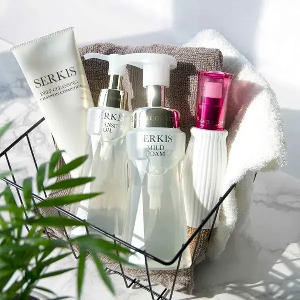 Chanson Cosmetics Очищающая пенка для умывания Шансон Косметикс Серкис - Serkis Moist Wash, 120 г