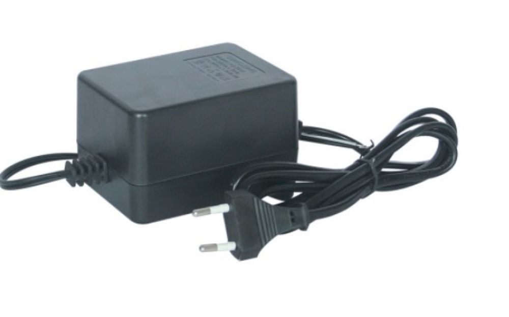 Блок_питания_AWT_для_насоса_800GPD,_10,0А.jpg