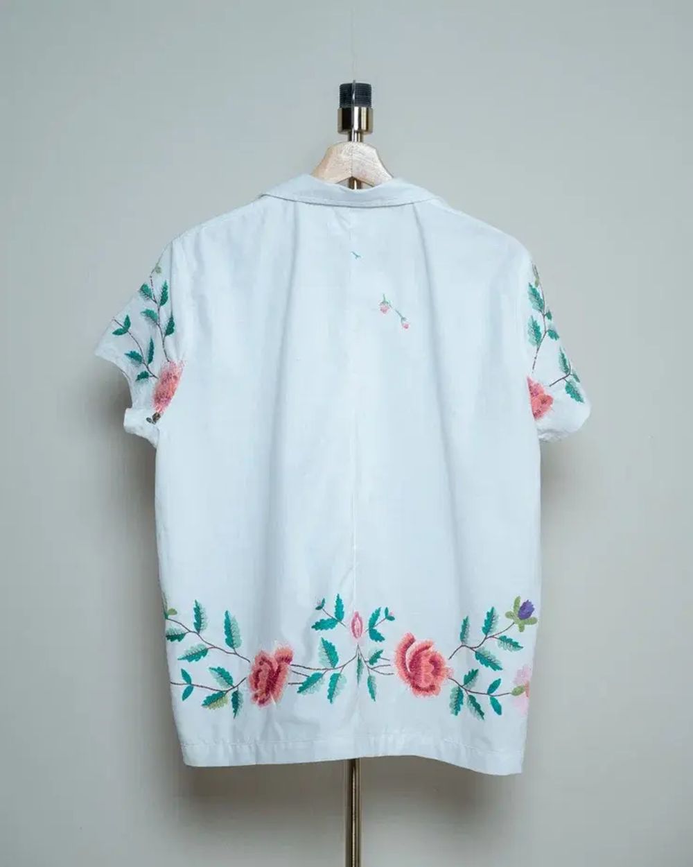 Рубашка Soeurs с Садовыми Цветами белая