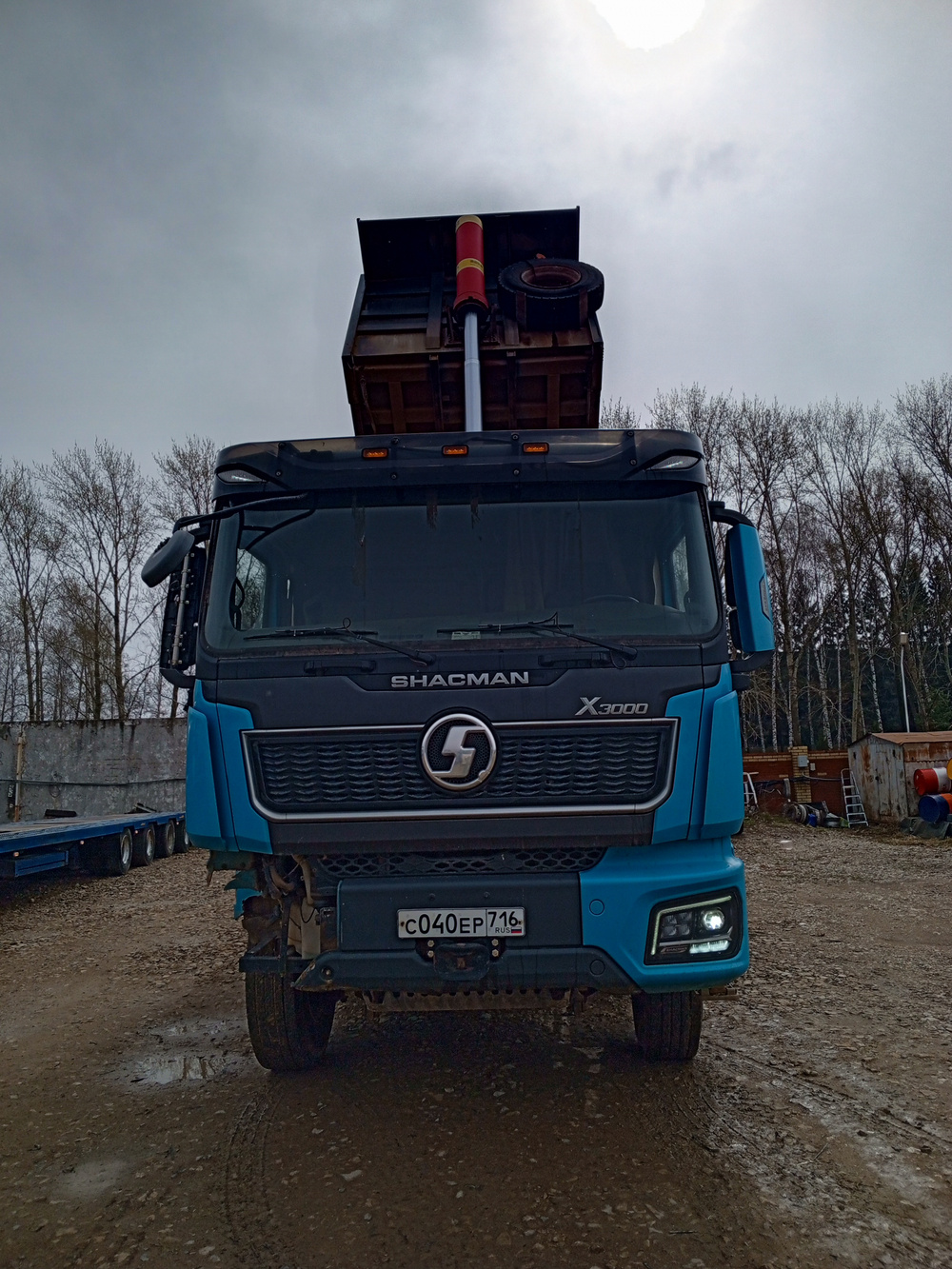 Shacman (Shaanxi) SX* 8x4 Самосвал SX33186V366 (Дизельный, 11,6 л, 423 л.с., МТ)