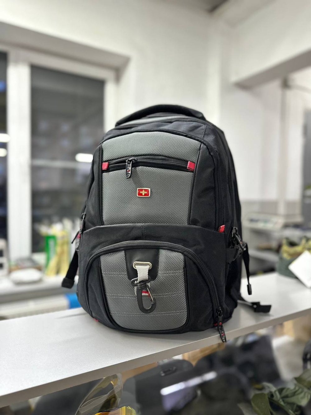 Рюкзак тактический городской 35л / черно-серый