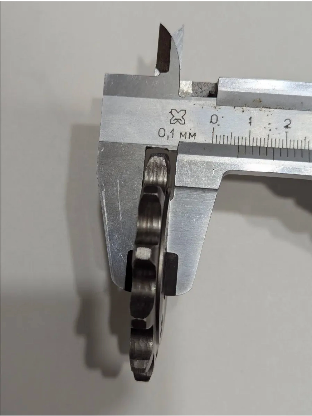 tt Ведущая звезда 520-12T на вал мотоцикла 20 мм