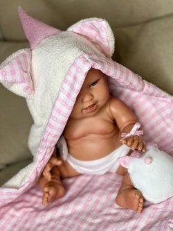 Кукла Berjuan виниловая 38см Andrea (3133)