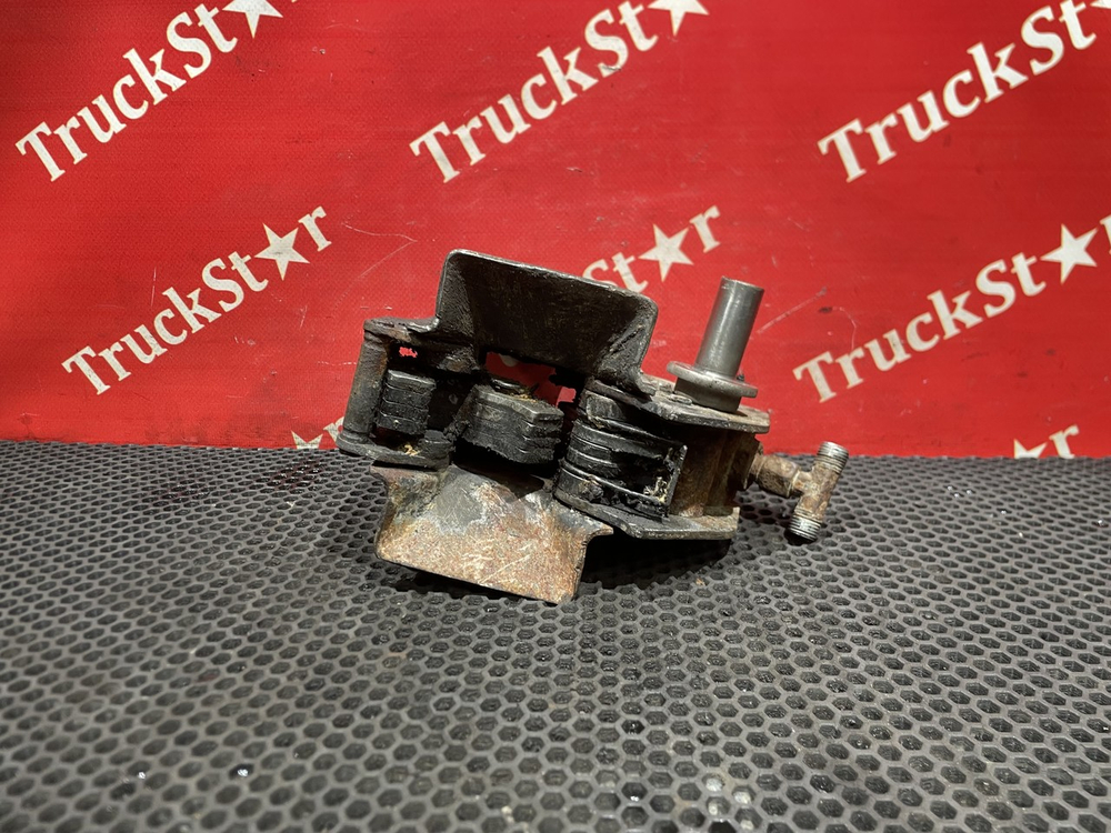 Замок кабины