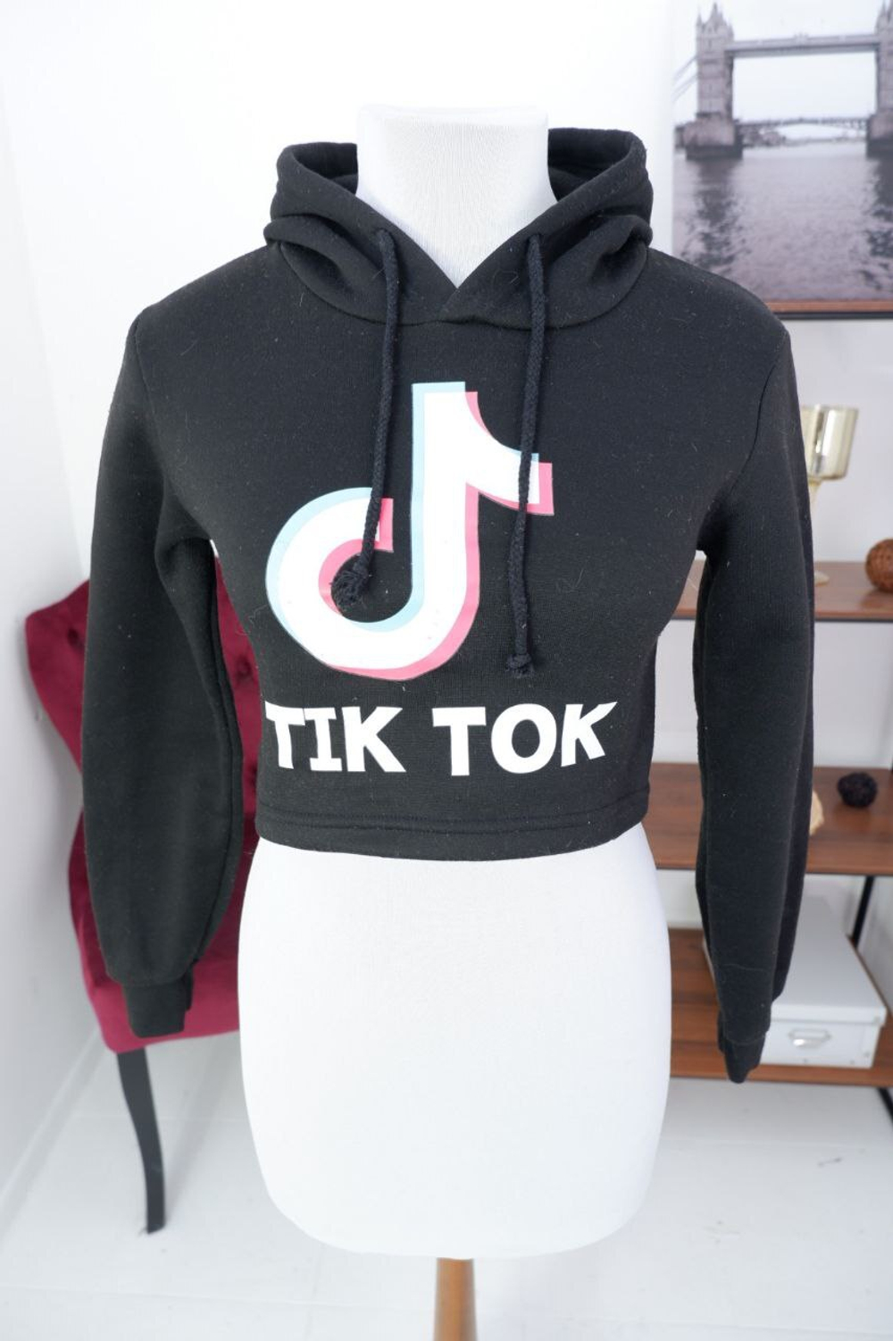 Худи укороченный модный 40 размер