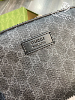 Мессенджер-Сумка через плечо Gucci