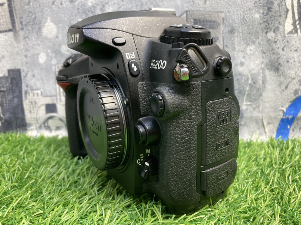Nikon D200 Покупка/Продажа