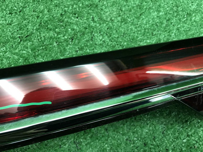 Фонарь крышки багажника Geely Monjaro (2021-н.в.)