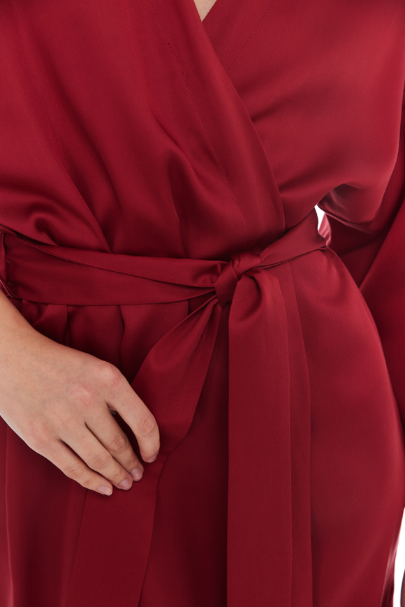 Халат из тенселя алый