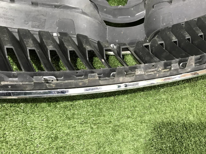 Решетка радиатора Skoda Rapid 1 (2012-2020)