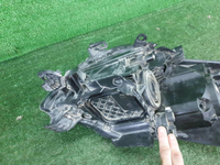 Битая Фара правая Toyota Auris 1 (2006-2010) галоген