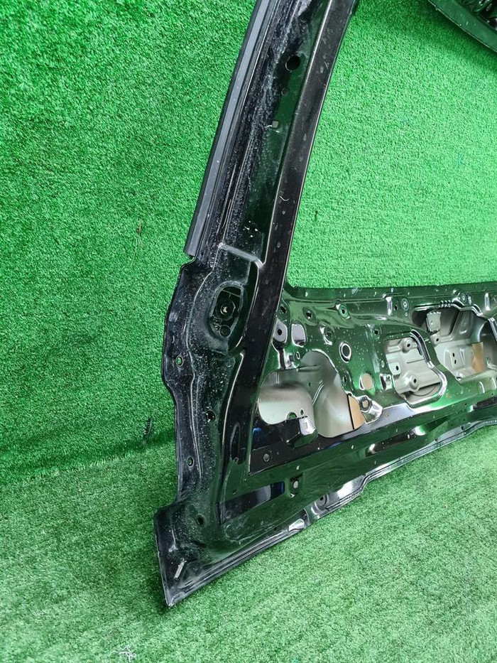 Крышка багажника Lexus LX 3 (2015-2023)