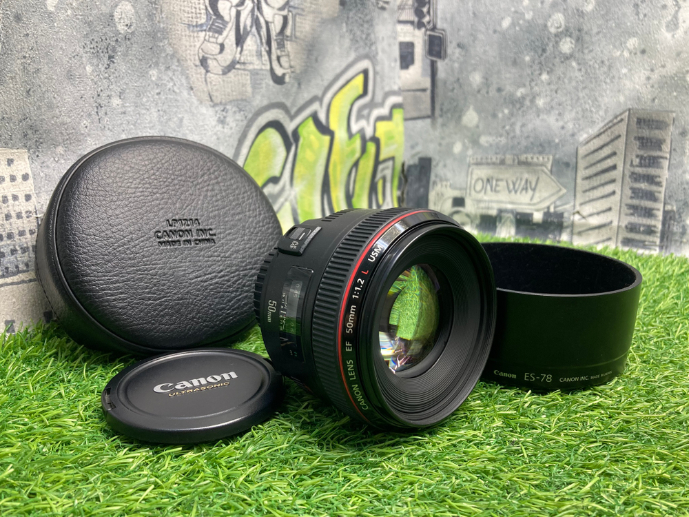Canon EF 50mm 1.2L USM