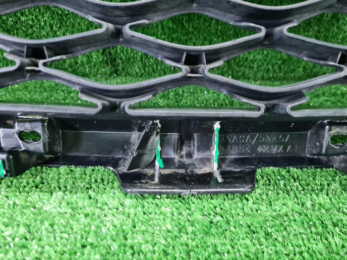 Решетка радиатора Infiniti QX50 2 (2017-н.в.)