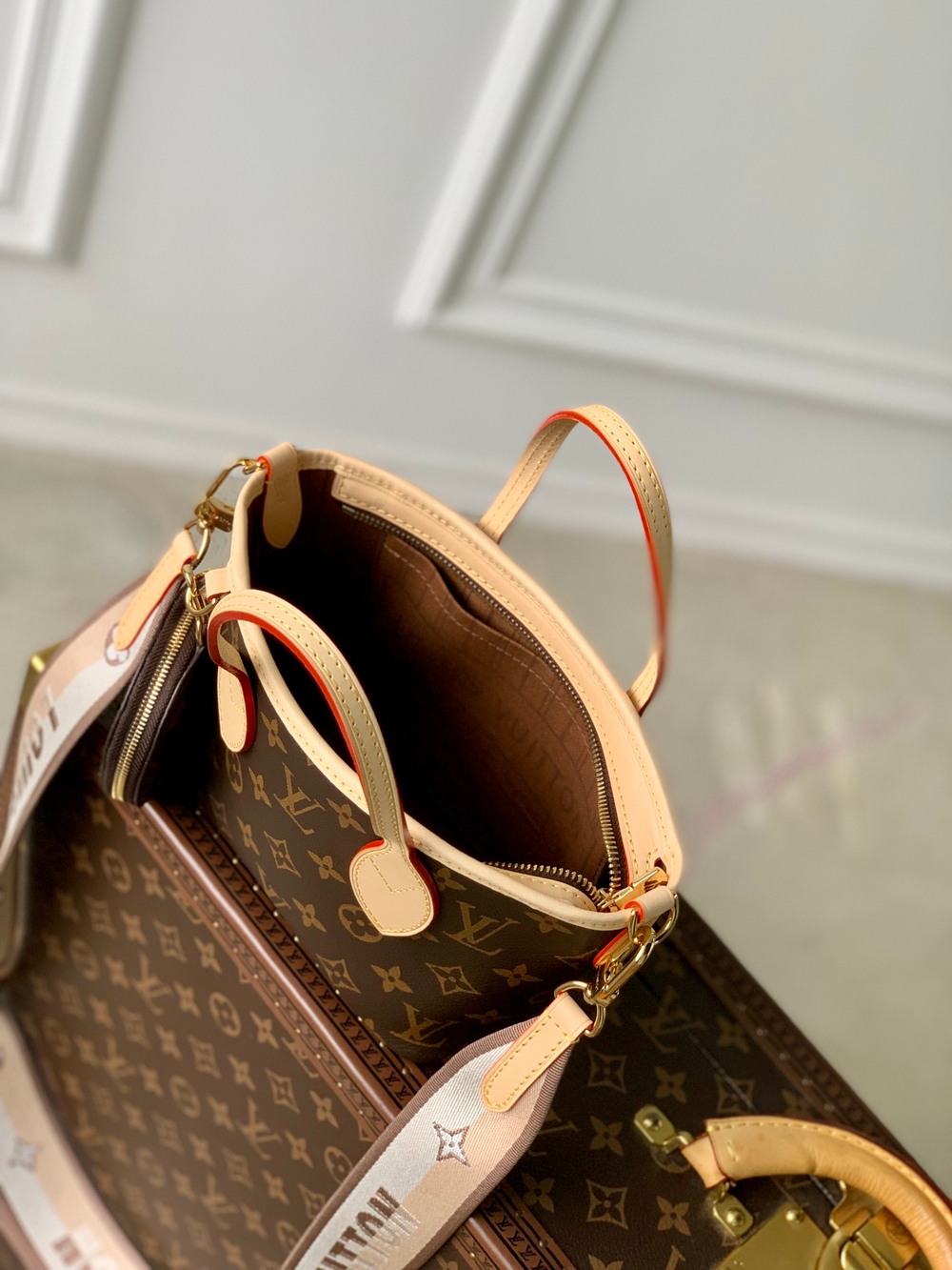 Louis Vuitton Neverfull BB
