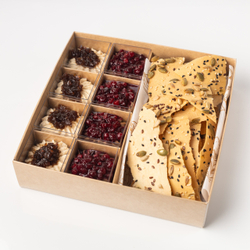 Сет паштетов с чипсами из злаков