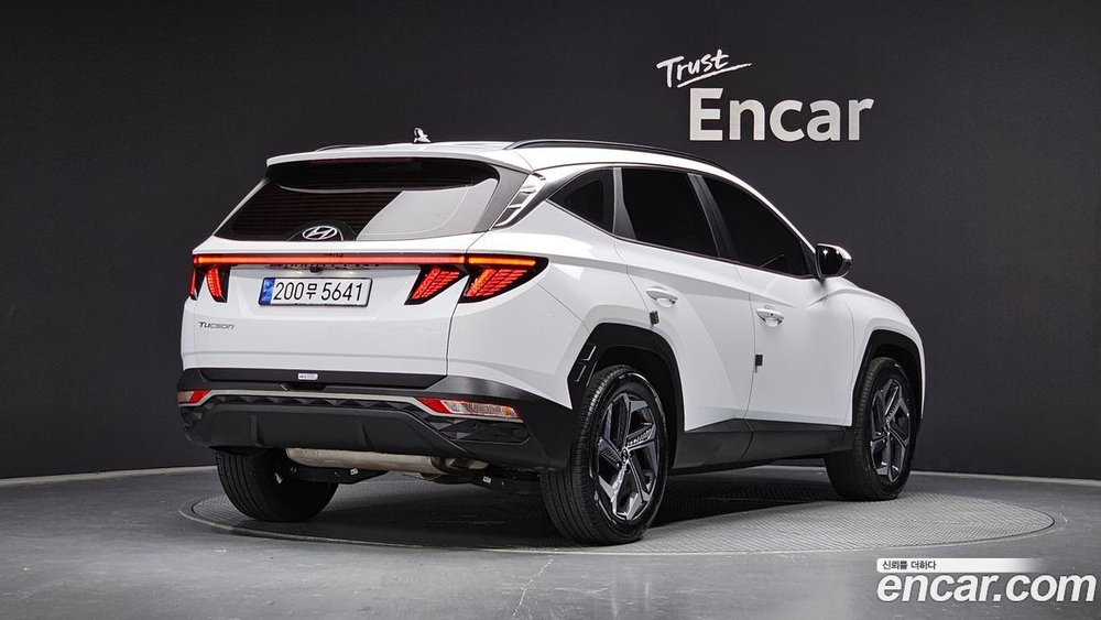 Hyundai Tucson (NX4) Бензин 1.6 Turbo 2WD (06.2022)