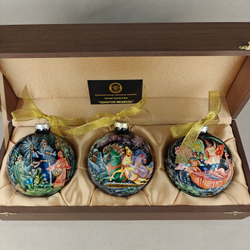 Набор из 3-х ёлочных шаров "Сказки" с росписью Палех