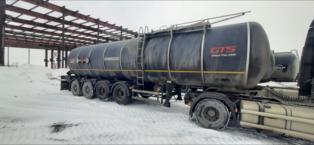 FoxTank 8777 Полуприцеп цистерна 877721 (светлые нефтепродукты)