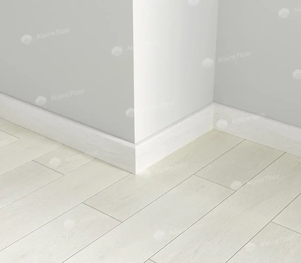 Напольный плинтус Parquet Light Белый SK 13-0