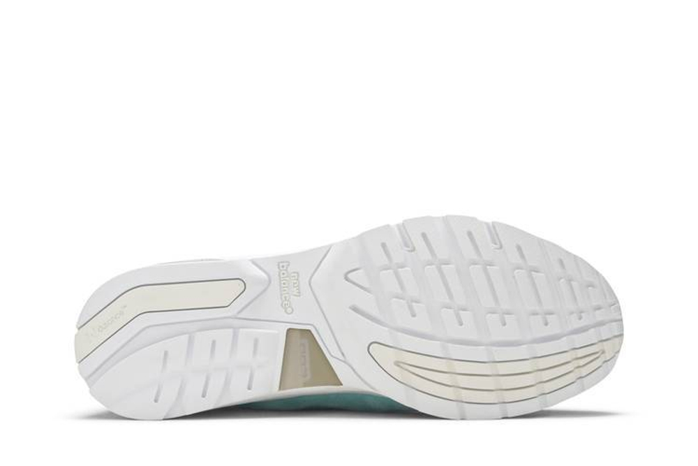 Кроссовки New Balance Nb 992 Kithmas Collection-Light Reef