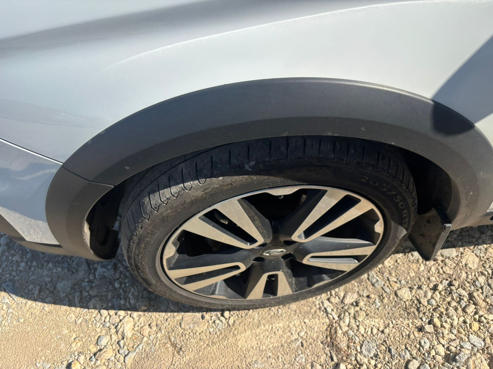 LADA VESTA Cross Enjoy 1.6 106hp 5MT