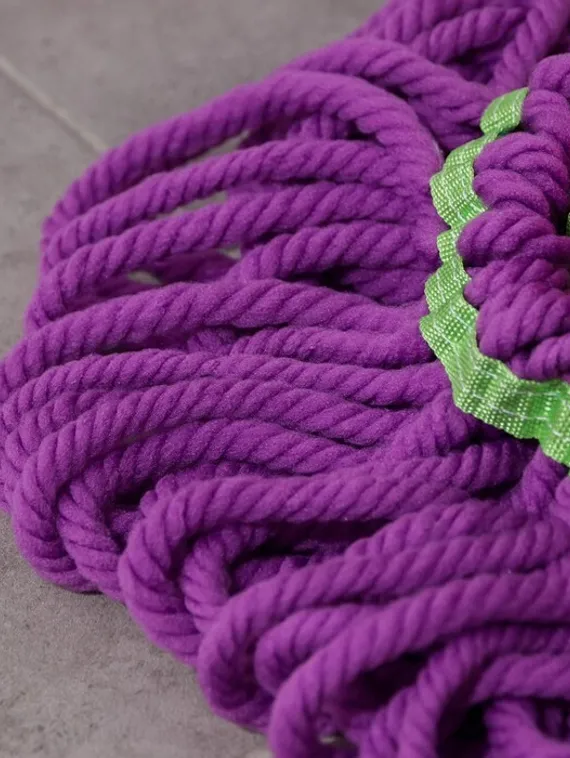 Швабра для мытья пола с отжимом Доляна, насадка из микрофибры 80 гр, стальная ручка 119 см, цвет МИКС