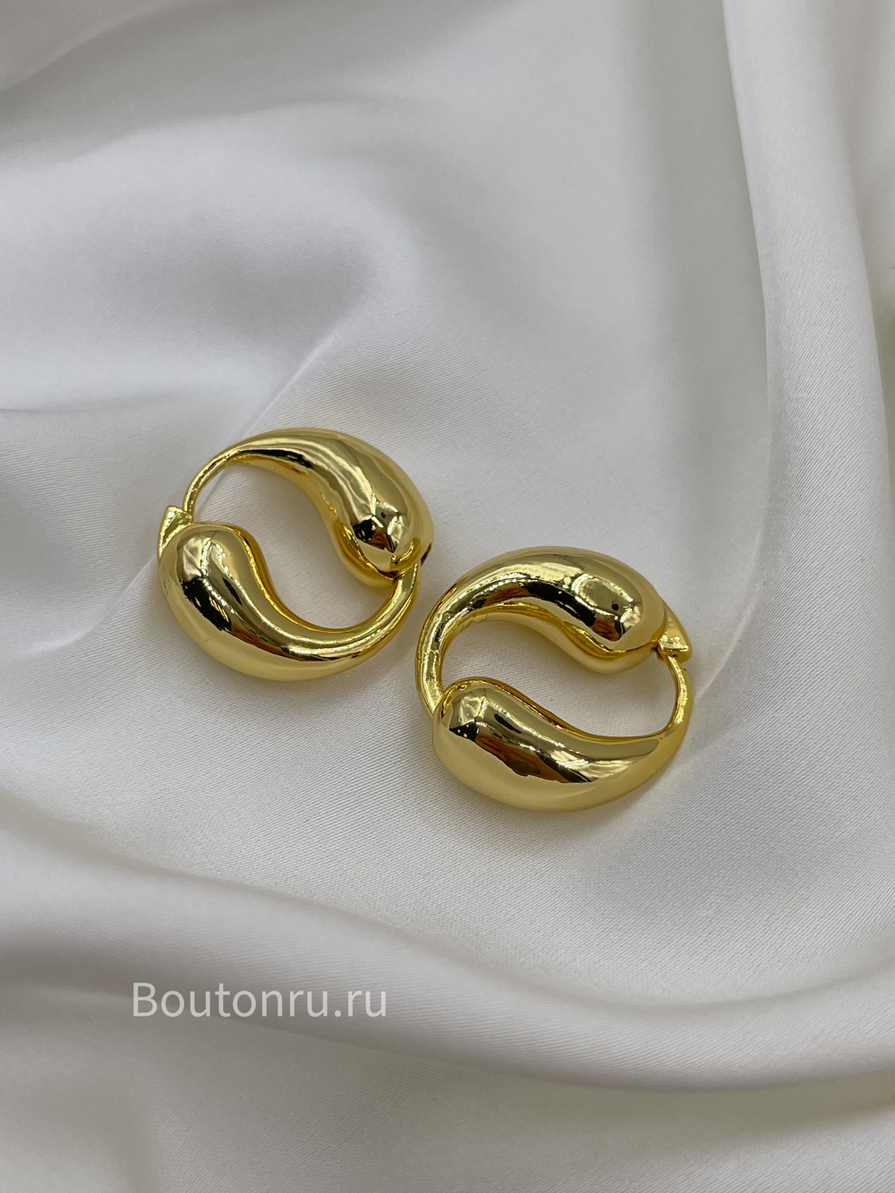 Серьги кольца золотистые капли