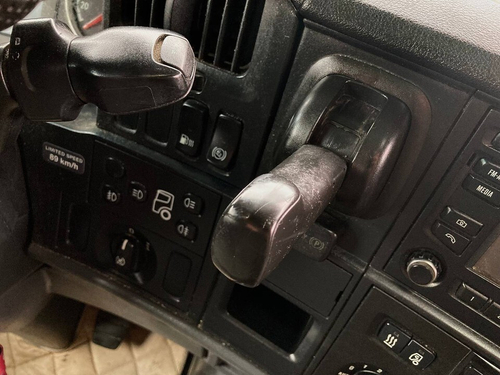 Кран ручного тормоза