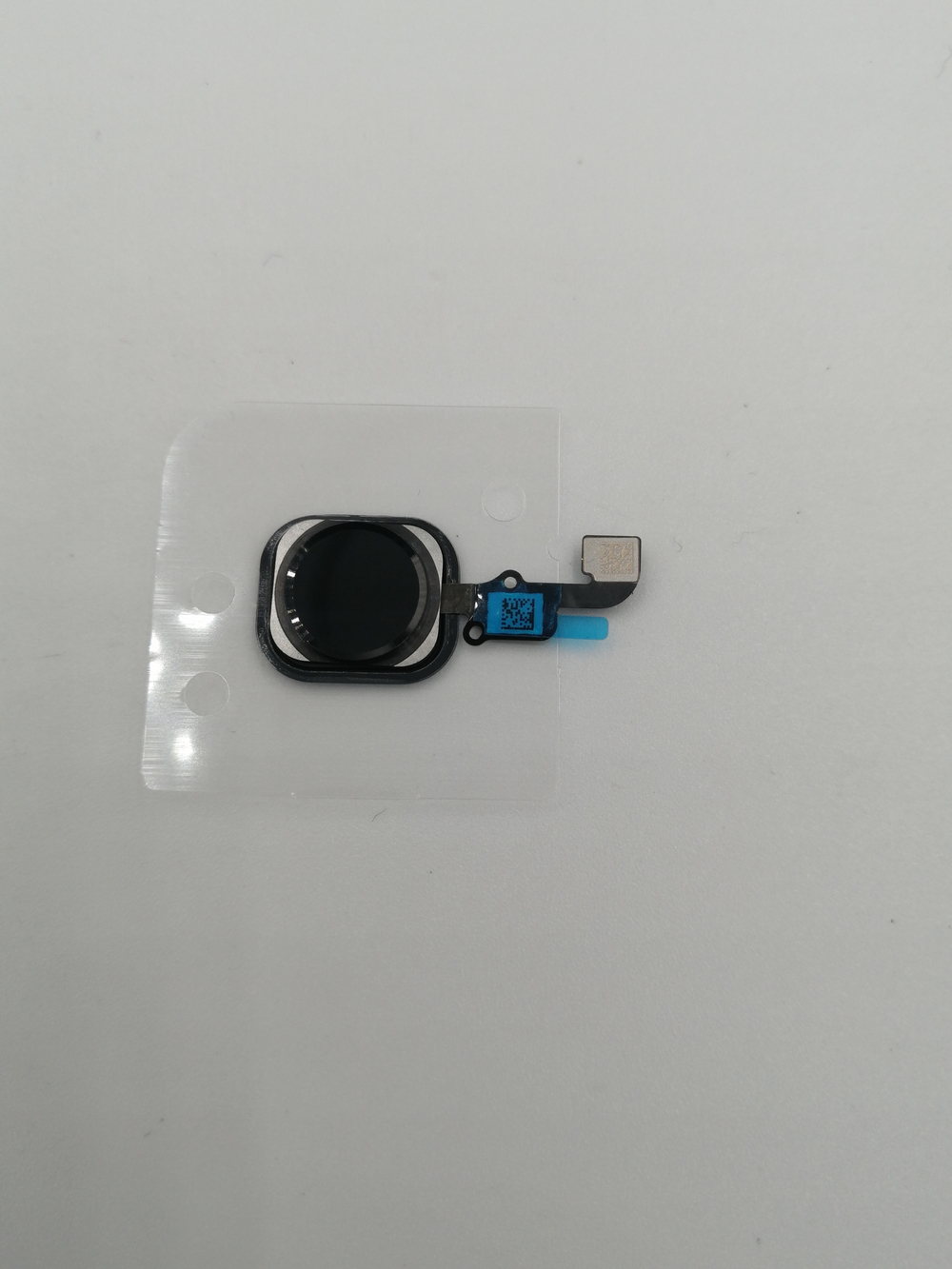 Шлейф для Apple iPhone 6/6 Plus на кнопку Home в сборе с толкателем Черный