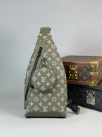 Сумка-слинг Louis Vuitton, арт. 477563787