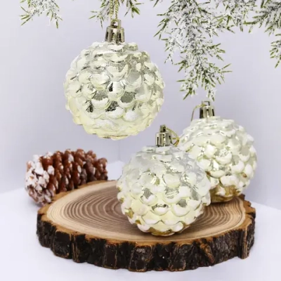Ёлочные игрушки «Шишки нарядные» 6 см (набор 3 шт), золото/белый