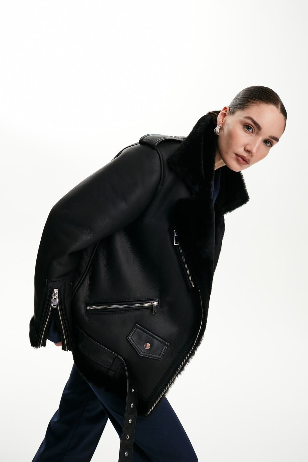 Дубленка черная