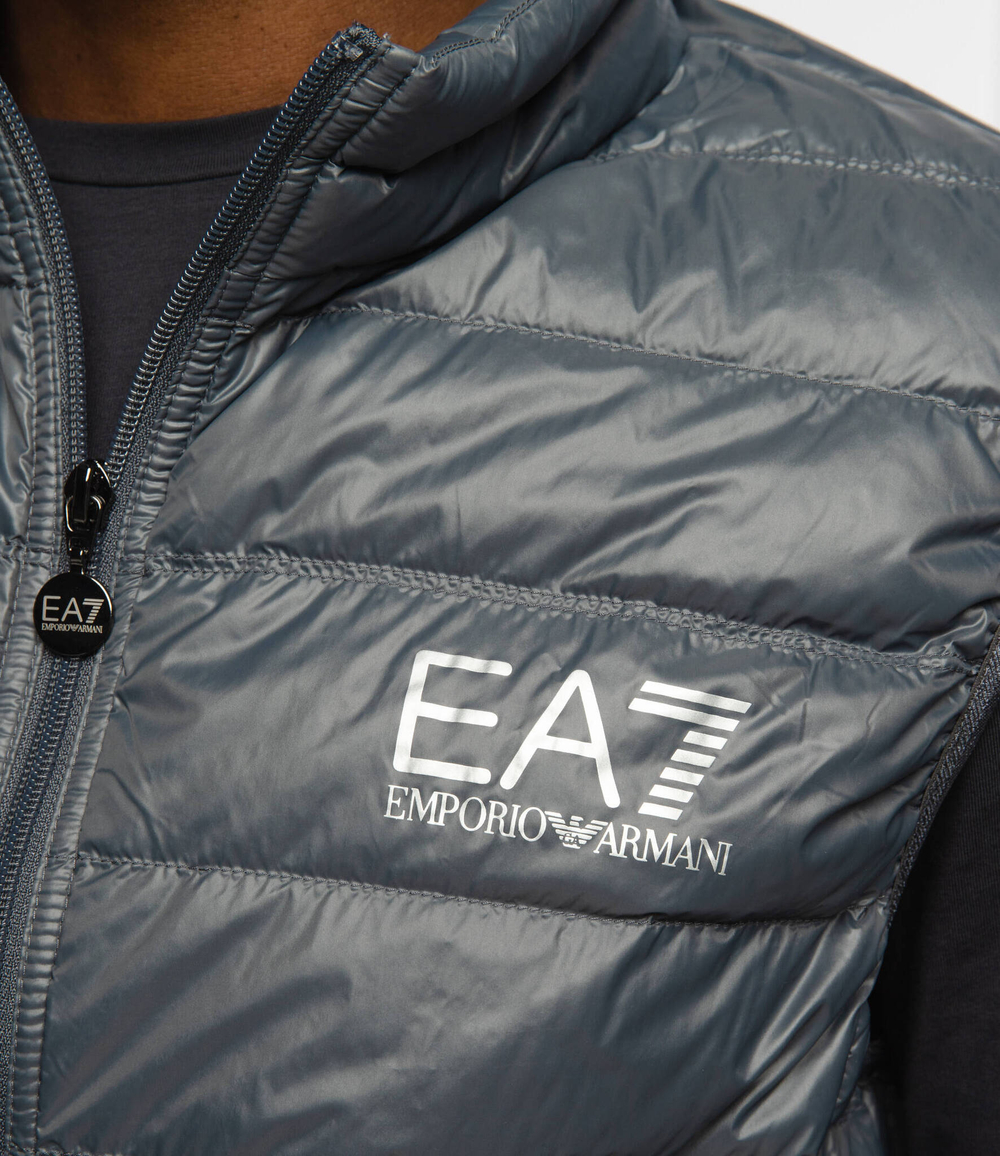 пуховая безрукавка EA7 - графитовый(8NPQ01 PN29Z)
