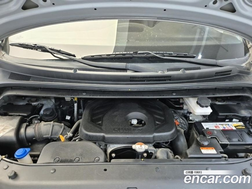 Hyundai The New Grand Starex Van 5-и местный (10.2019)
