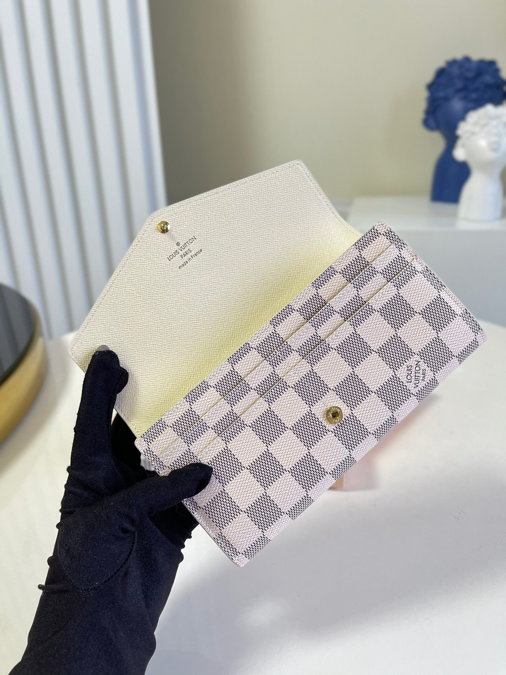 Louis Vuitton Sarah Wallet
