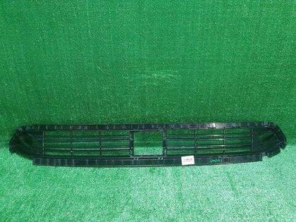 Решетка переднего бампера Voyah Dream (2021-н.в.)